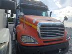 2005 Freightliner Columbia 120 Semi Truck