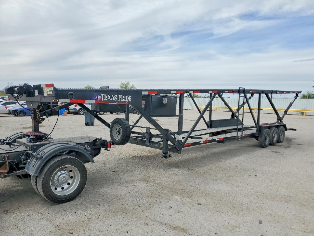 2022 Texas Pride CA84727KGN Car Carrier