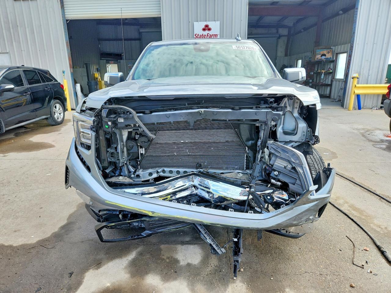 2025 GMC Sierra C1500 SLT