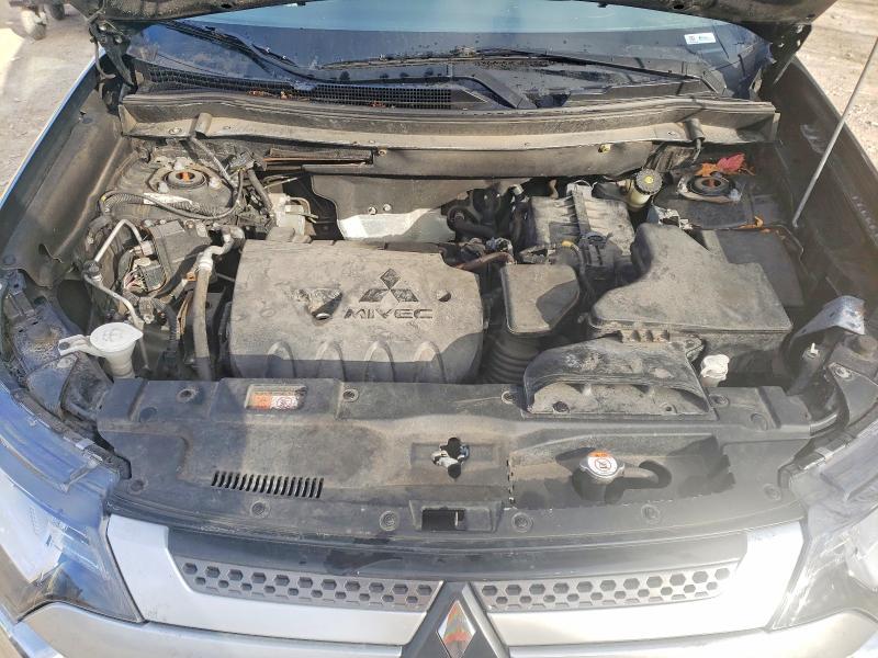 2020 Mitsubishi Outlander se