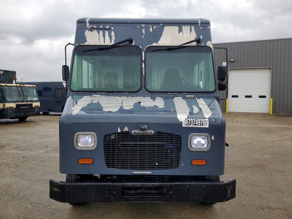 2020 Freightliner MT45 Chassis Delivery Truck