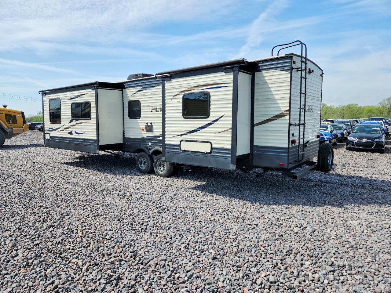 2019 Palamino Puma 2019 Forest River Puma Camper