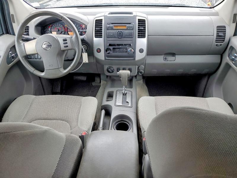 2011 Niss Frontier SV V6