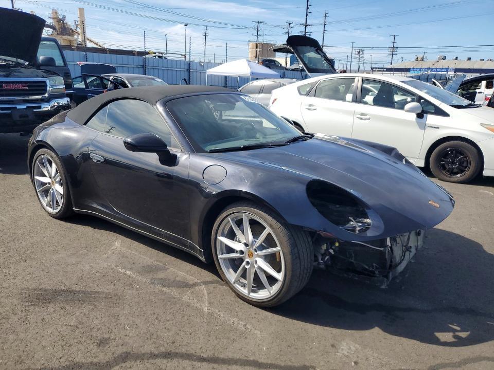 2021 Porsche 911 Carrera