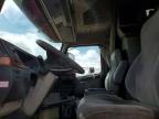 2004 Volv O VNL Semi Truck