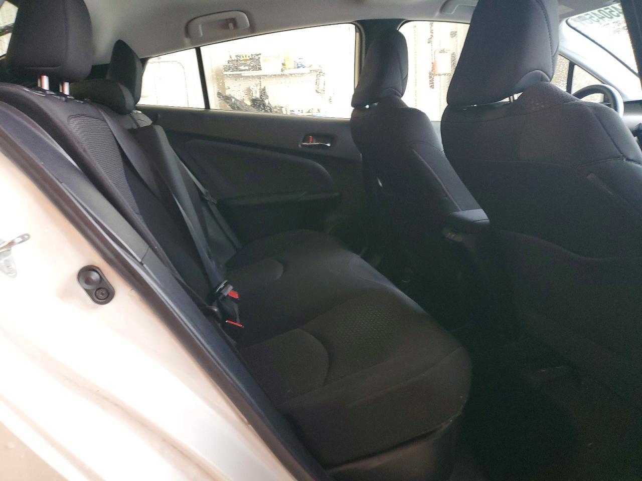 2022 Toyota Prius le