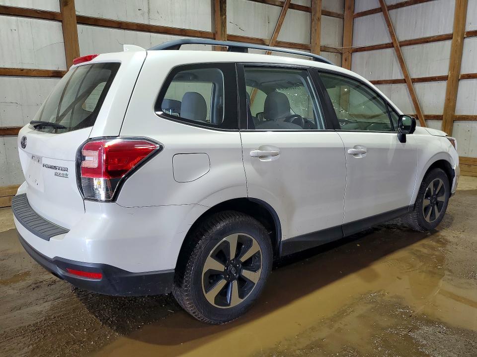 2017 Subaru Forester 2.5i