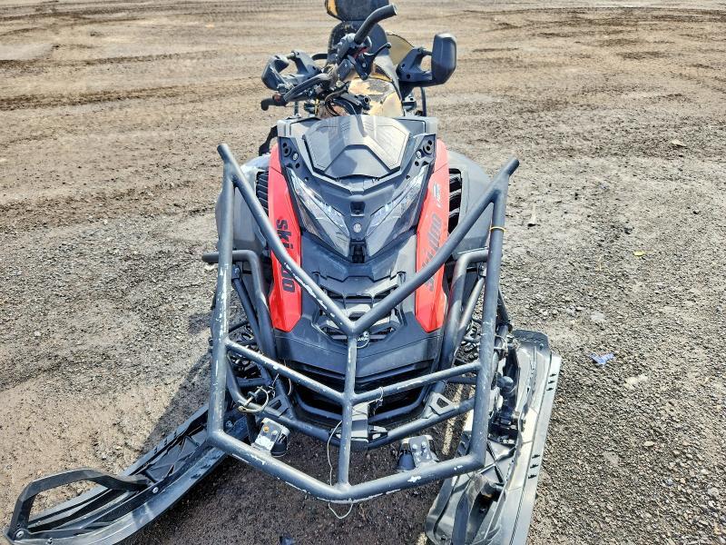 2022 Skidoo Expedition SWT 900 A