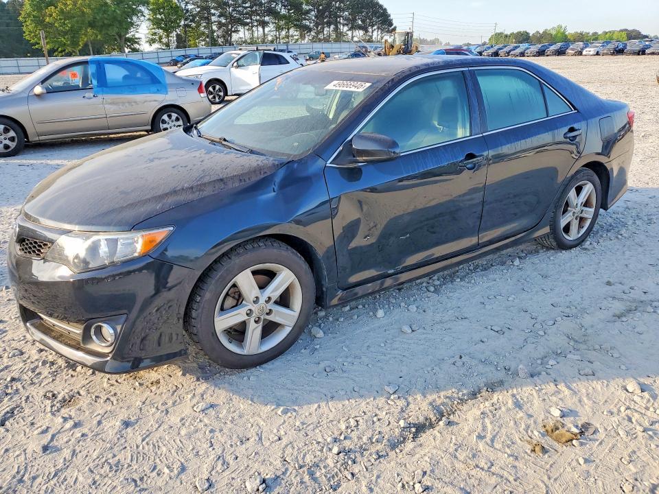 2014 Toyota Camry se