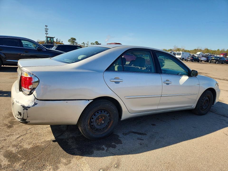 2005 Toyota Camry Standard