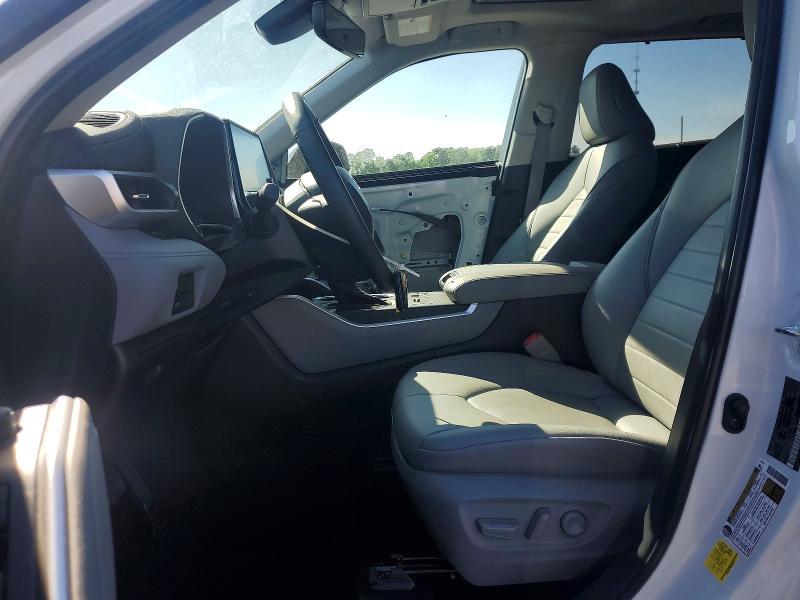 2023 Toyota Highlander Hybrid xle