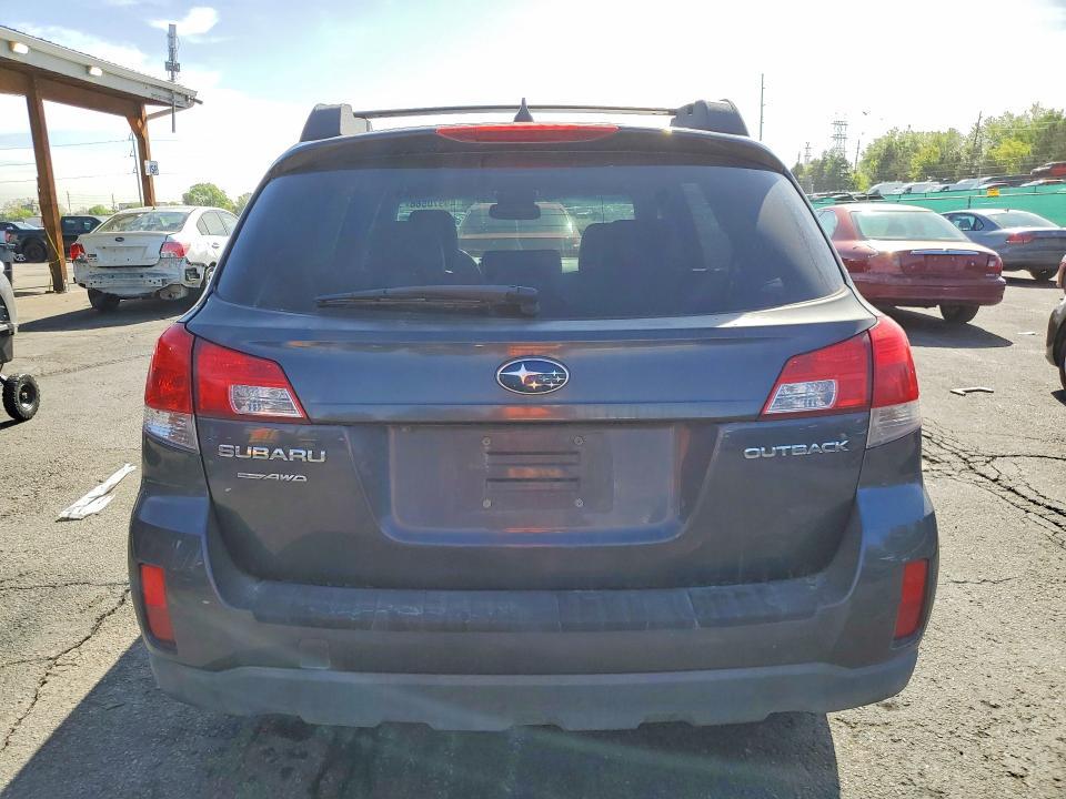 2013 Subaru Outback 2.5i Limited