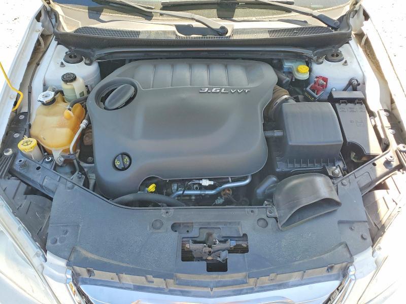 2012 Chrysler 200 Limited