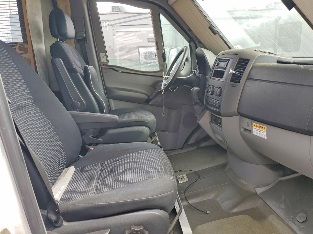 2008 Winn 2008 Dodge Sprinter RV