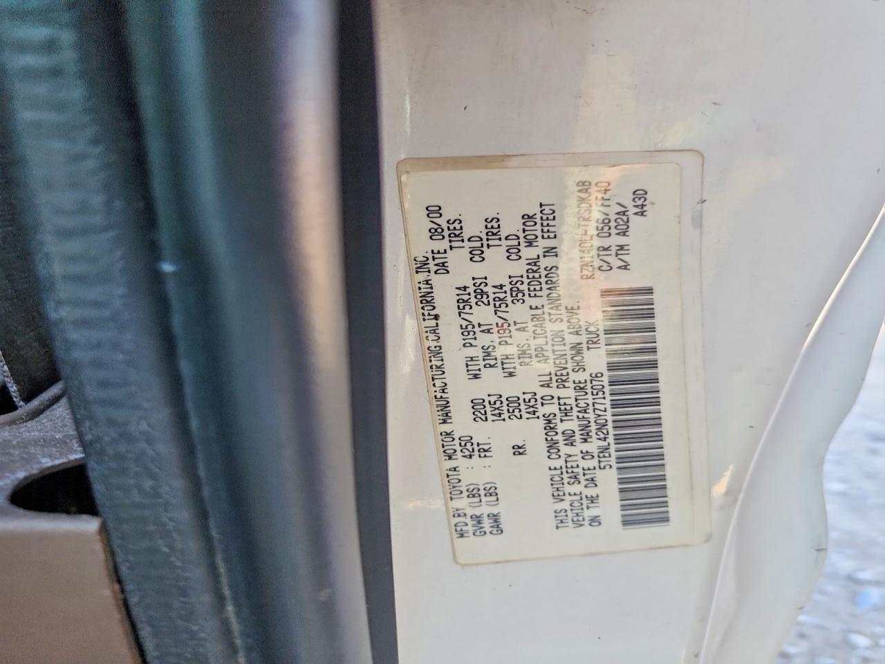 2000 Toyota Tacoma Base