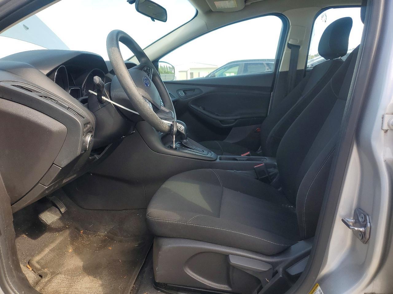 2018 Ford Focus s