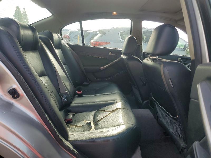 2003 Infiniti G35 Base