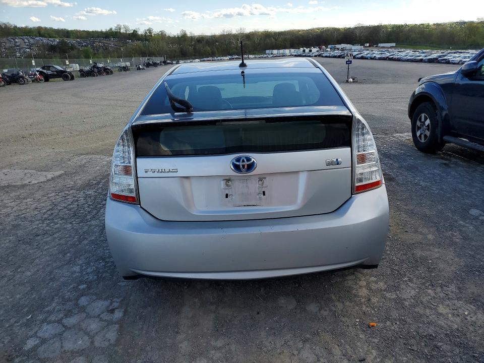 2010 Toyota Prius ii