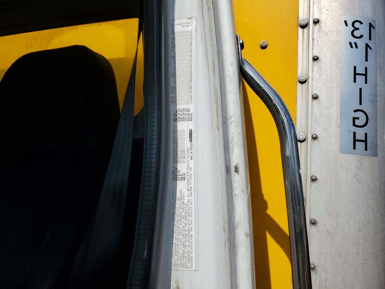 2014 Freigliner 2014 Freightliner Business Class M2 BOX Truck