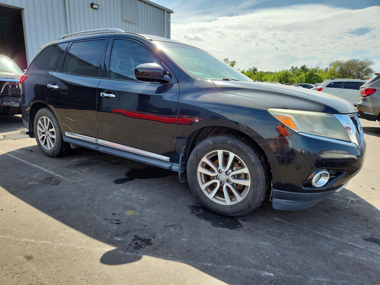 2015 Nissan Pathfinder sl
