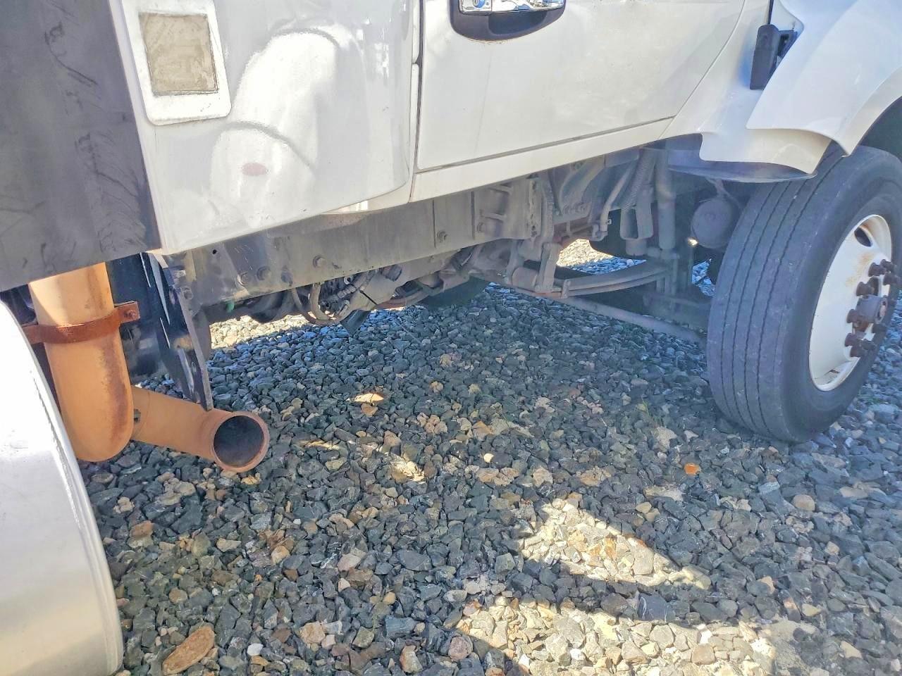 2015 Kenworth Construction T680