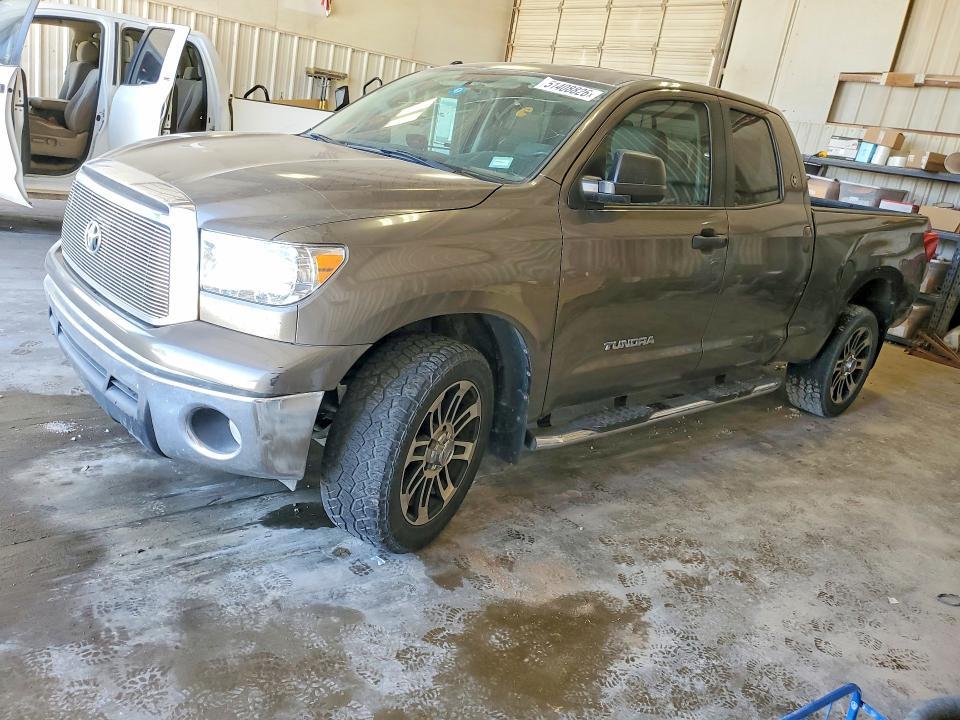 2013 Toyota Tundra Double Cab SR5