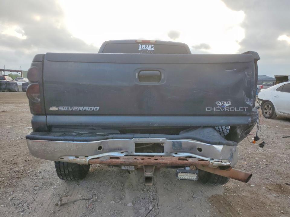 2004 Chev Pick up Truck
