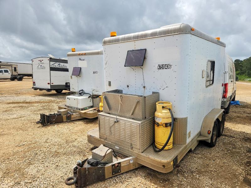 2004 Feathrlite 2004 Featherlite 1627 Fiber Optic Splicing Trailer