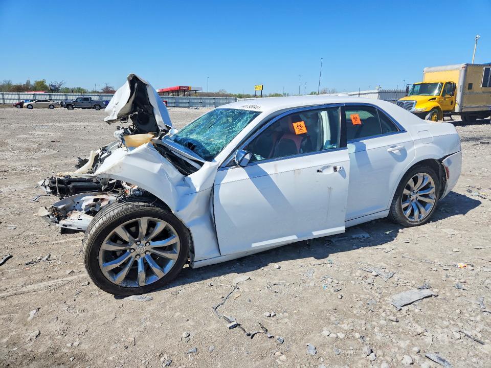 2019 Chrysler 300 Touring