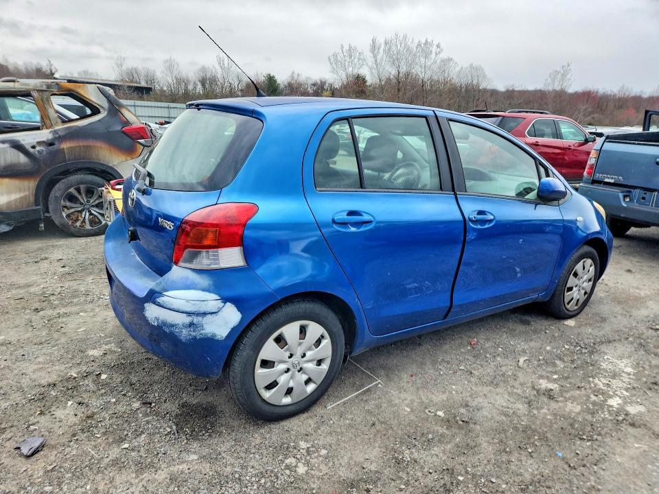 2011 Toyota Yaris Base