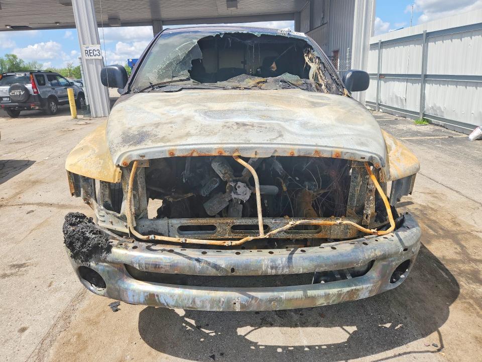 2004 Dodge RAM 1500 ST