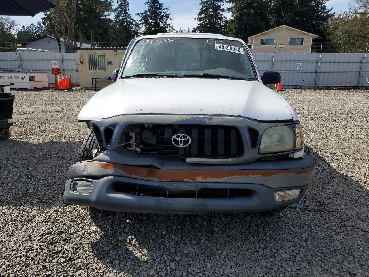 2002 Toyota Tacoma Base