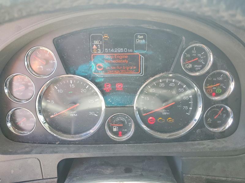 2016 Kenworth Construction T880