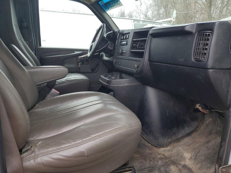 2011 Chev Express G2500