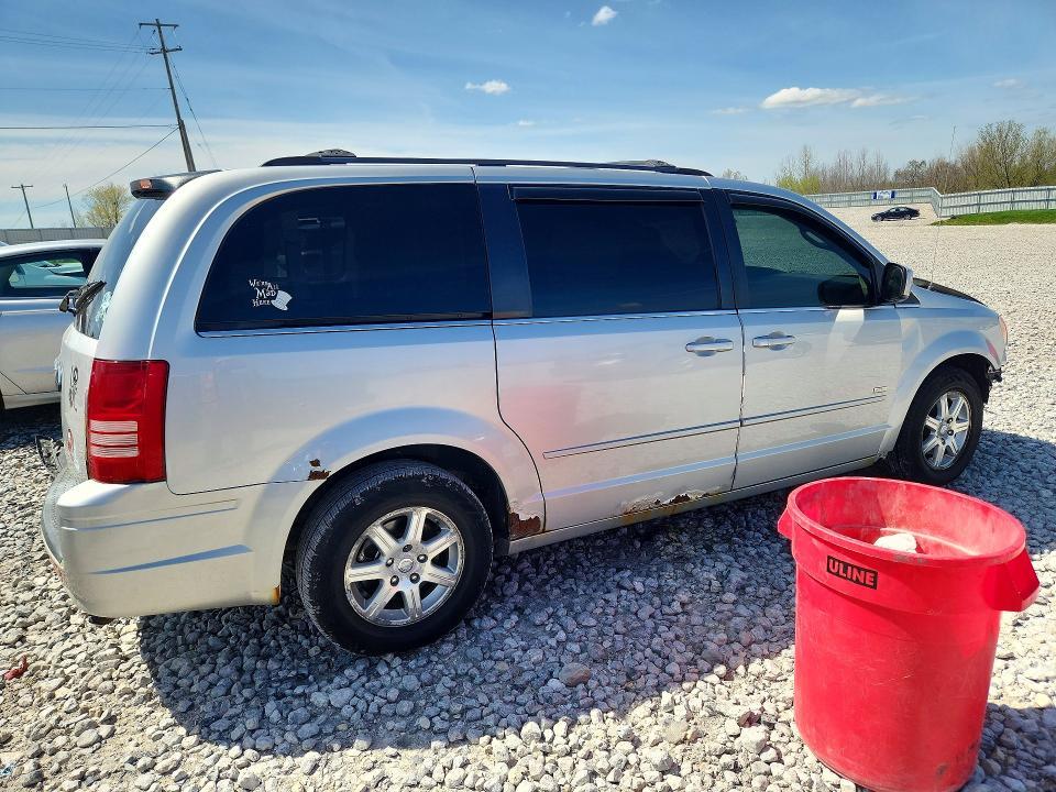 2008 Chrysler Town & Country Touring