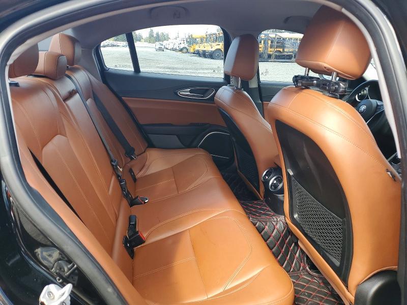 2018 Alfa Romeo Giulia Q4