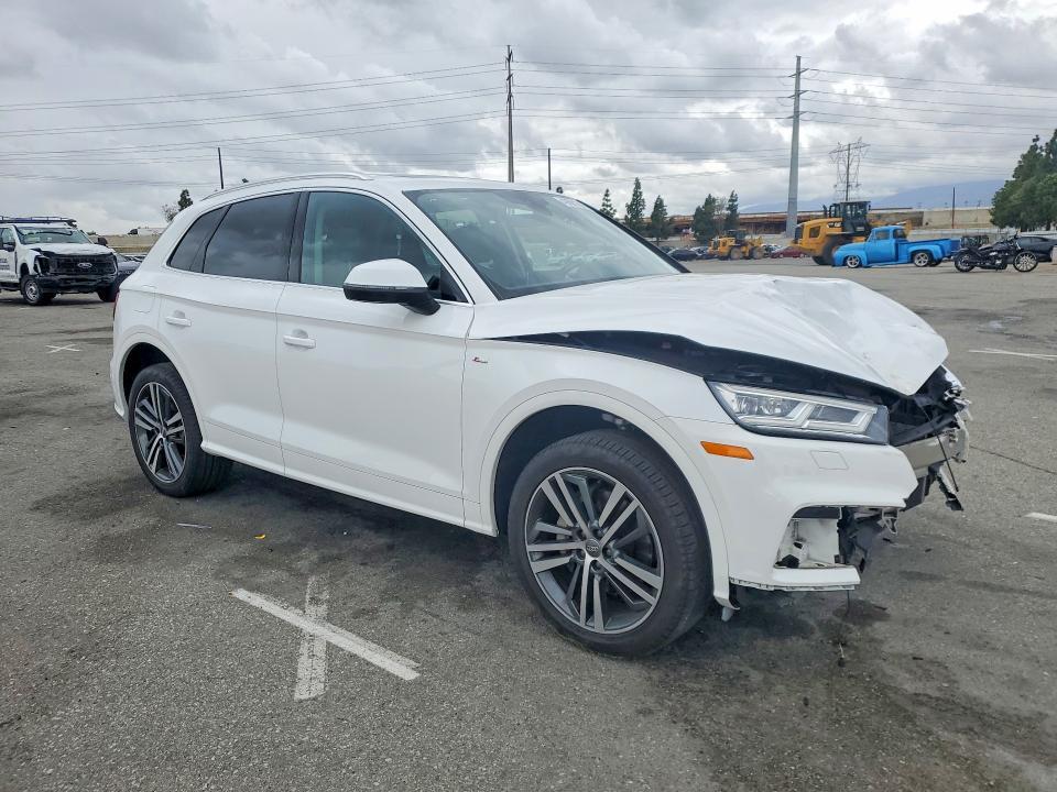 2020 Audi Q5 e Premium Plus