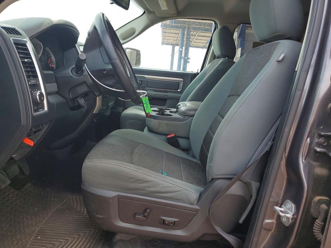 2016 Dodge RAM 1500 SLT