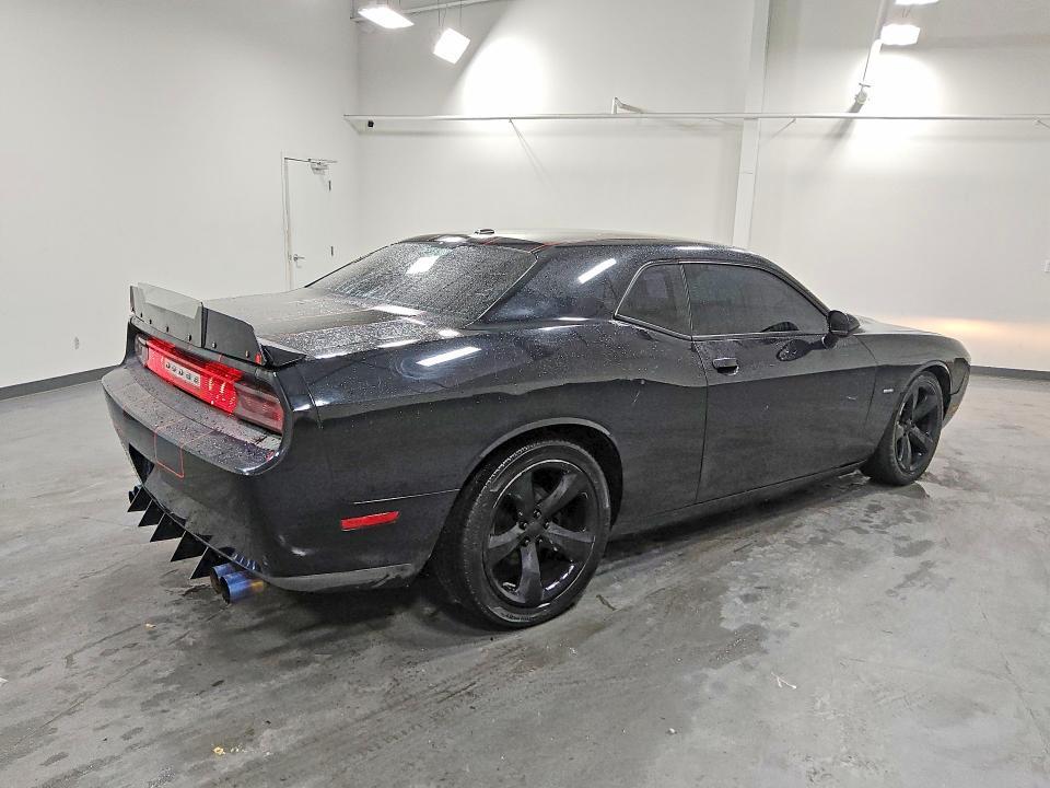 2014 Dodge Challenger r