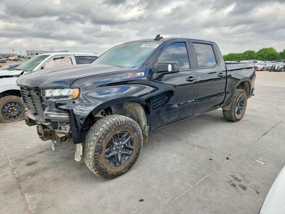 2022 Chev Silverado K1500 ltz