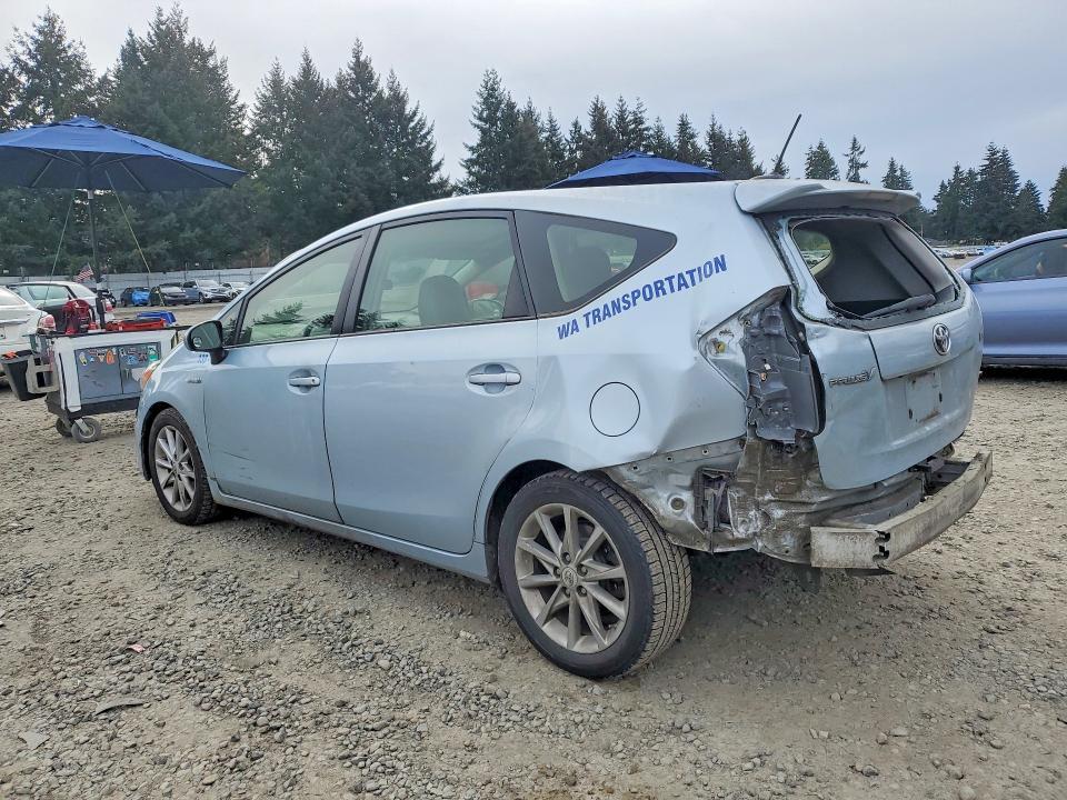 2013 Toyota Prius v Five
