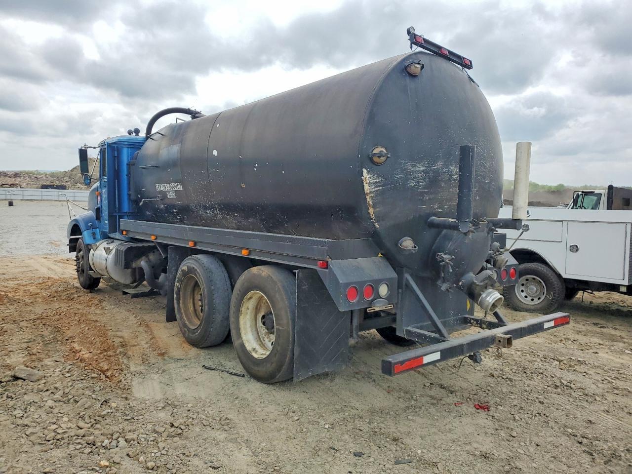 1995 International 9400 Water Truck