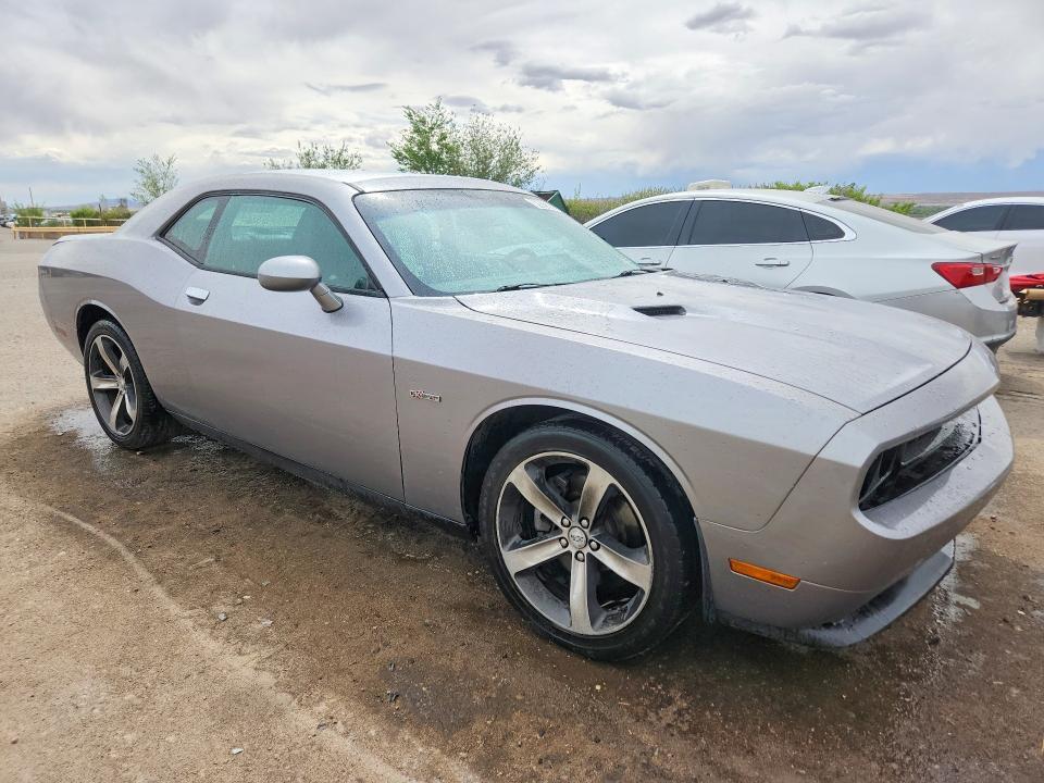 2014 Dodge Challenger sxt