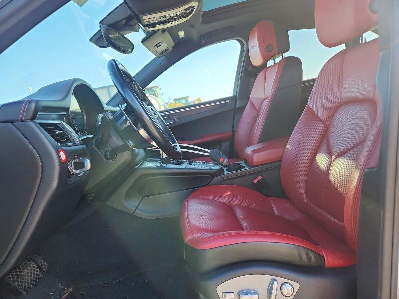 2018 Porsche Macan gts