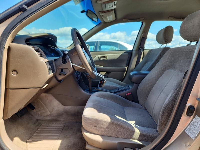 2000 Toyota Camry le