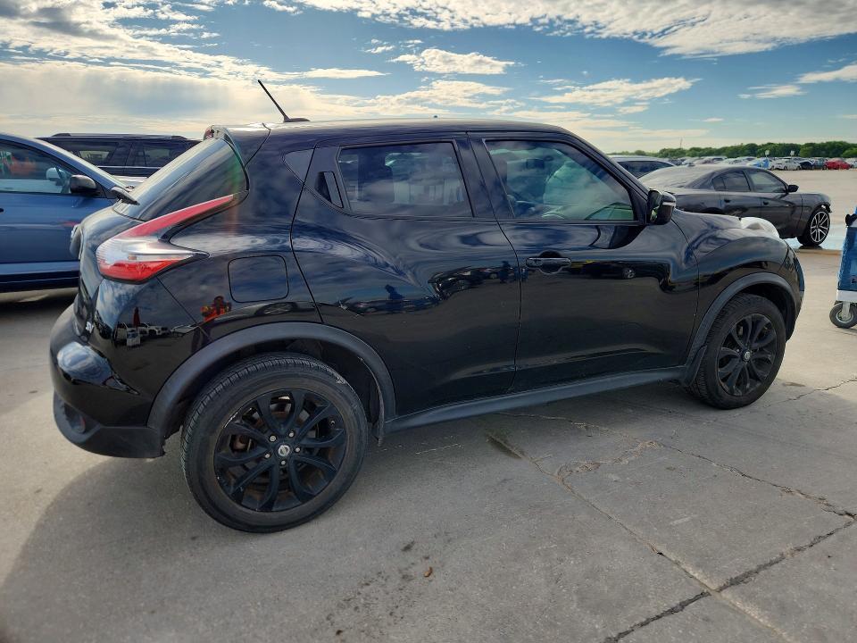 2015 Nissan Juke sv