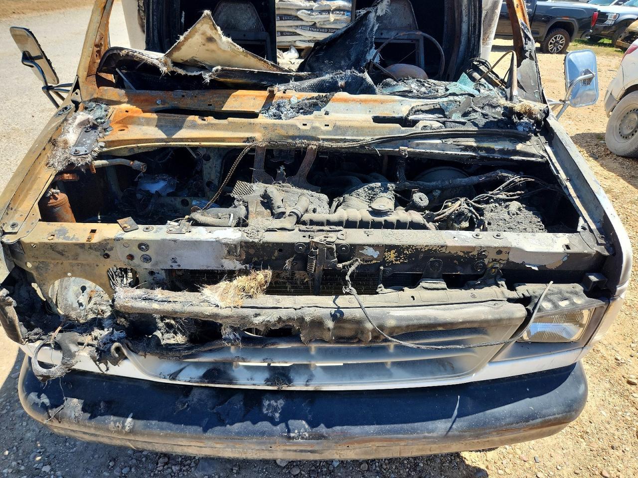 1994 Ford E350 BOX Truck