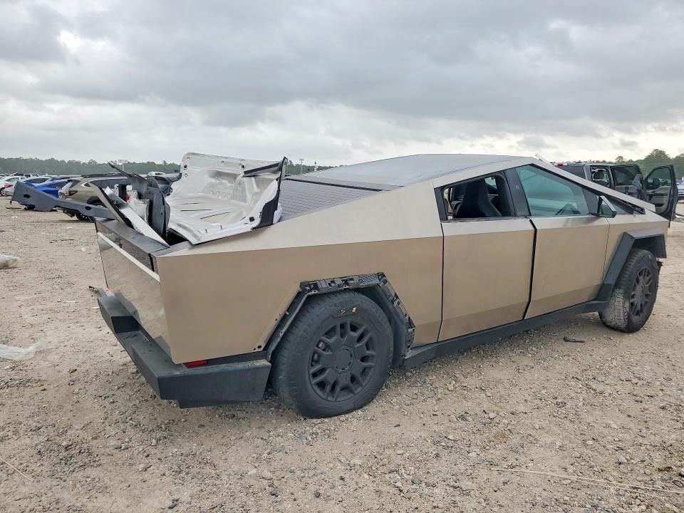 2024 Tesla Cybertruck