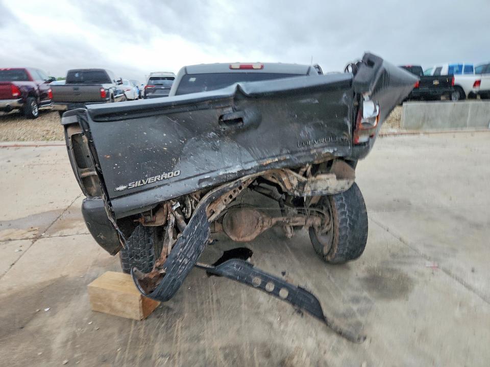 2002 Chevrolet Silverado C1500 Heavy Duty