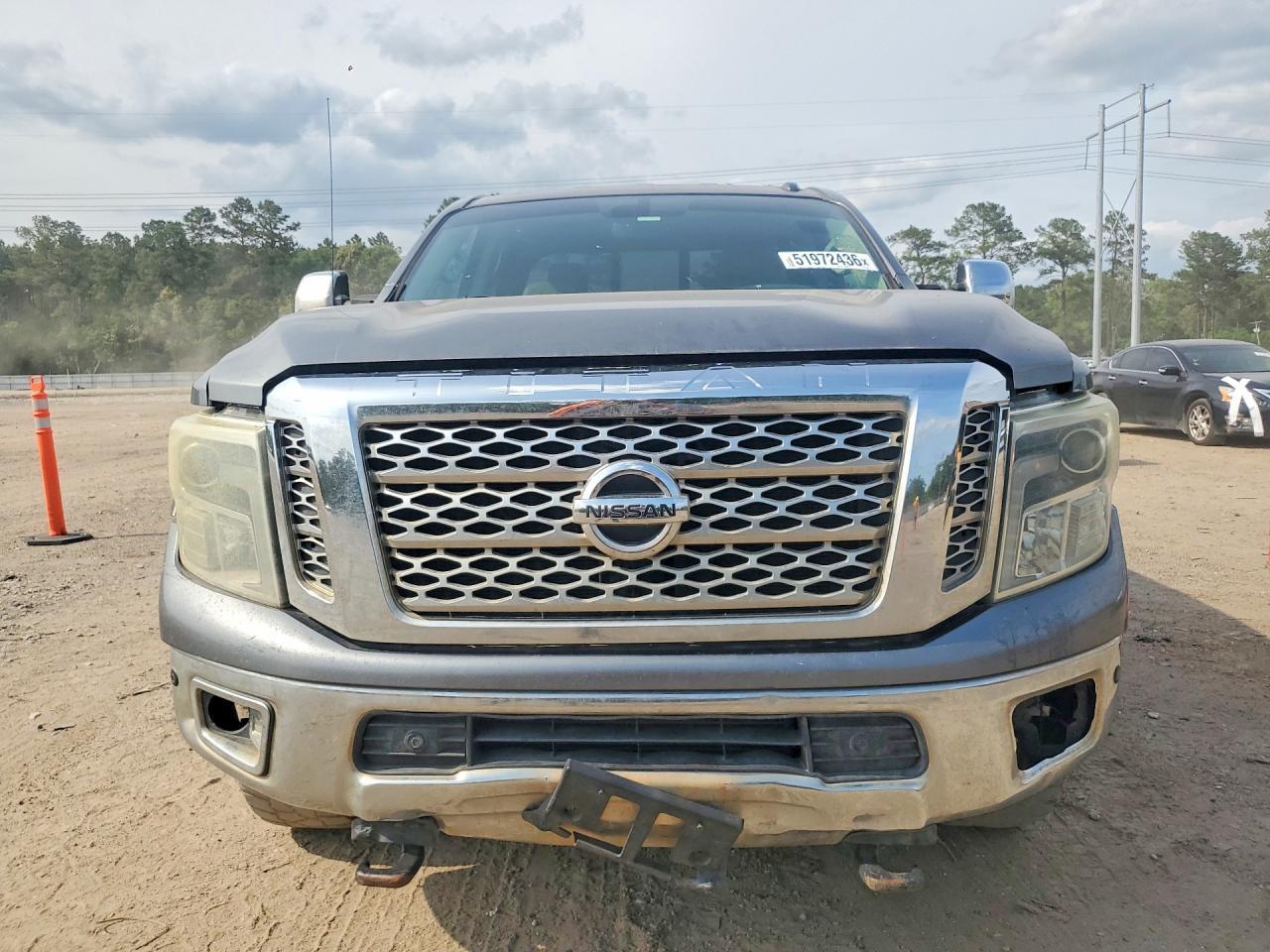 2016 Nissan Titan XD SL